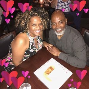 Meet your Posher, Ellis